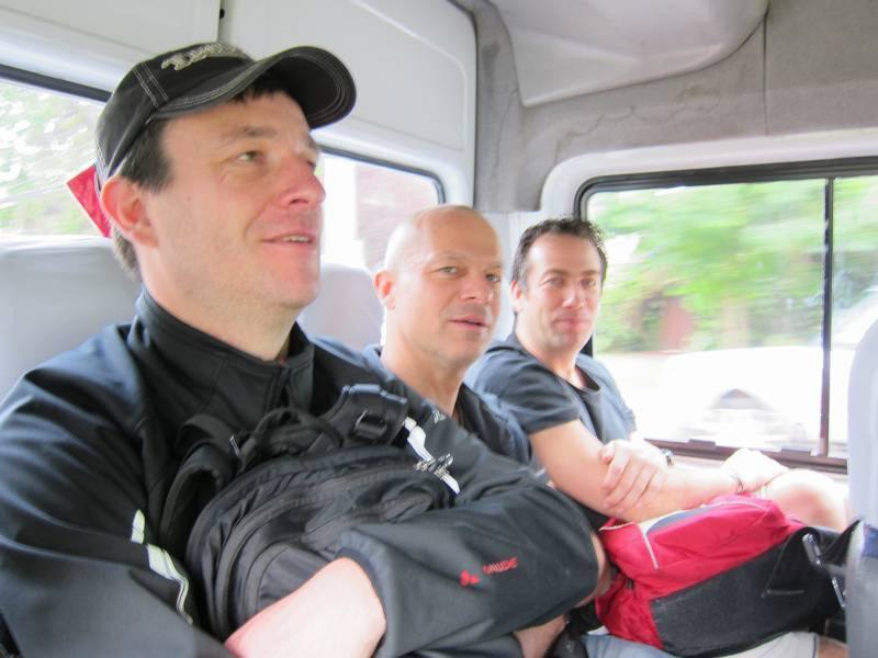 2012_12_18_09_09_00_3_800