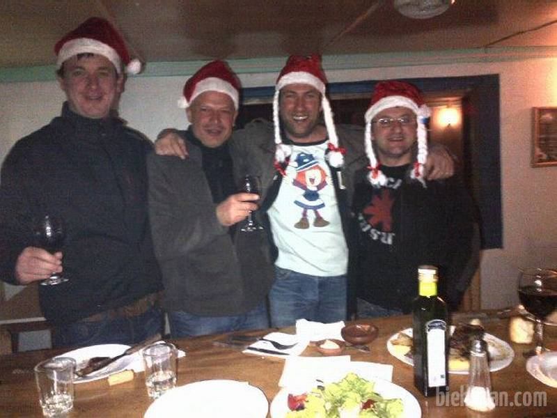 2012_12_25_01_28_001_800