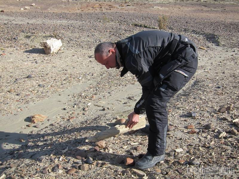 2013_01_06_18_51_00_000_800